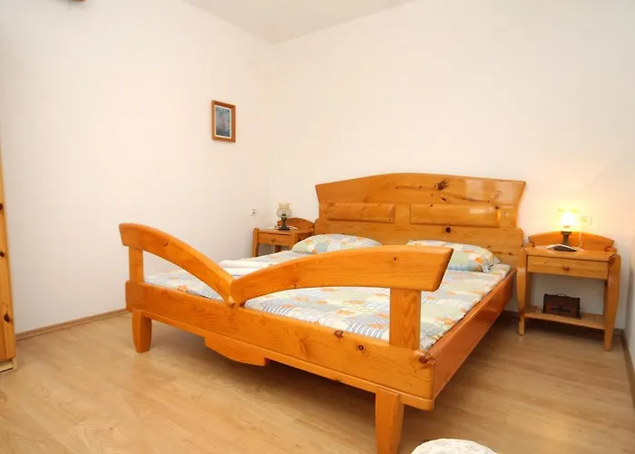 4376a Apartment Lumbarda