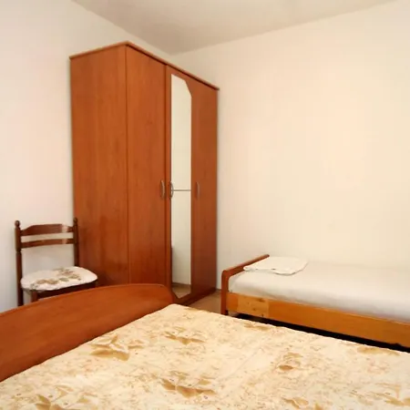 4376a アパート *